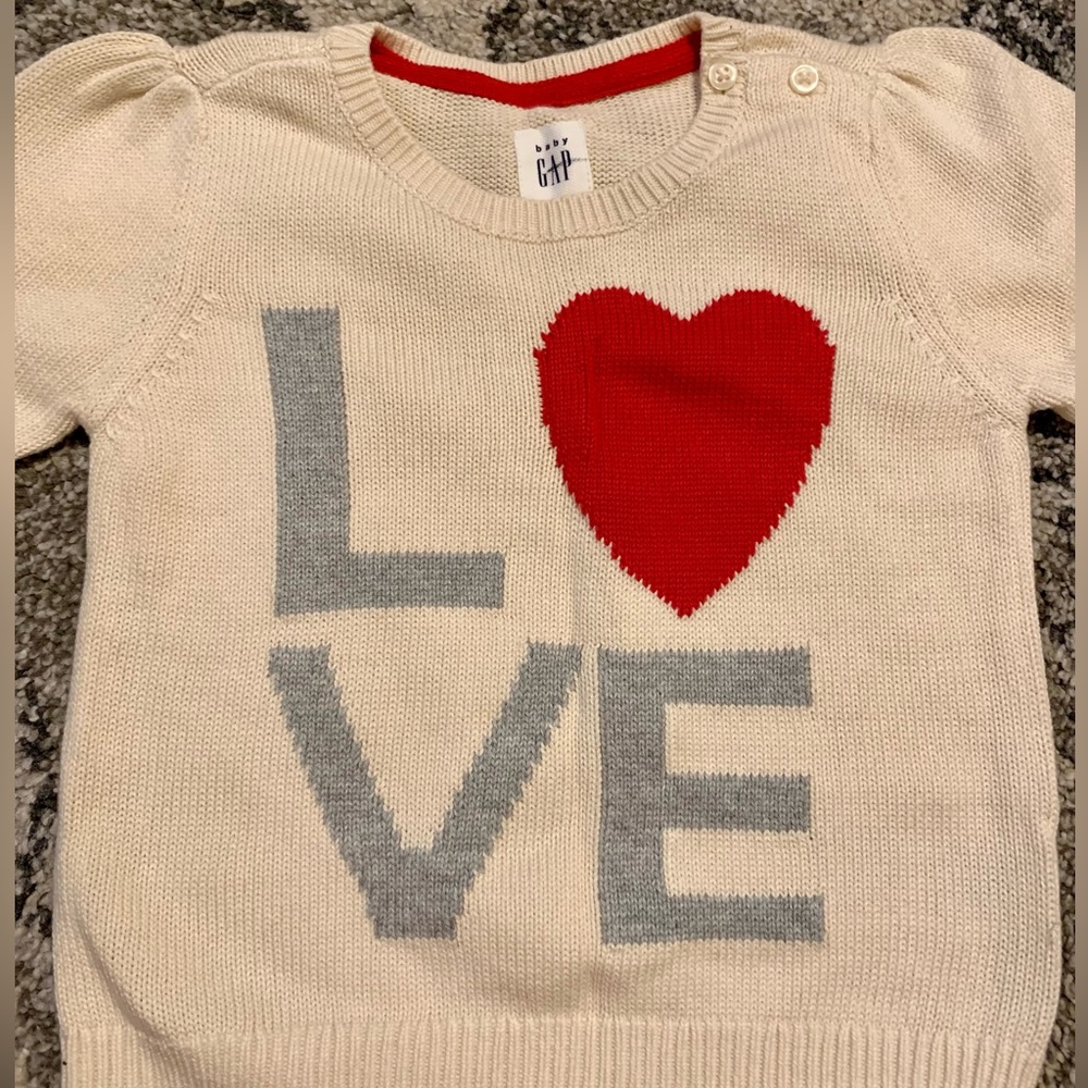 EUC ♥️ Baby Gap Sweater Sz. 12-18 mos.